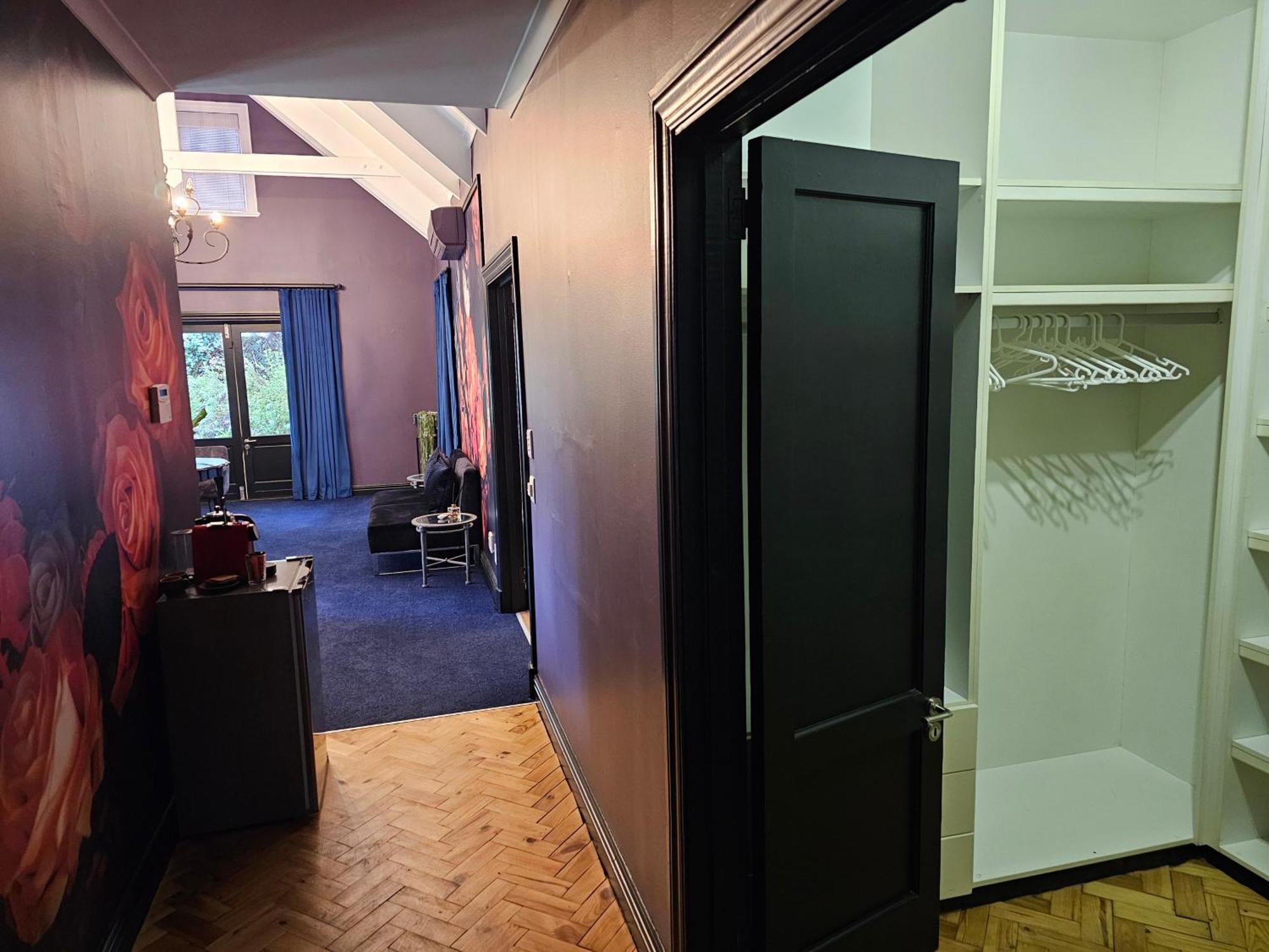 Die Heerenhuys Guest Suites Stellenbosch Ngoại thất bức ảnh