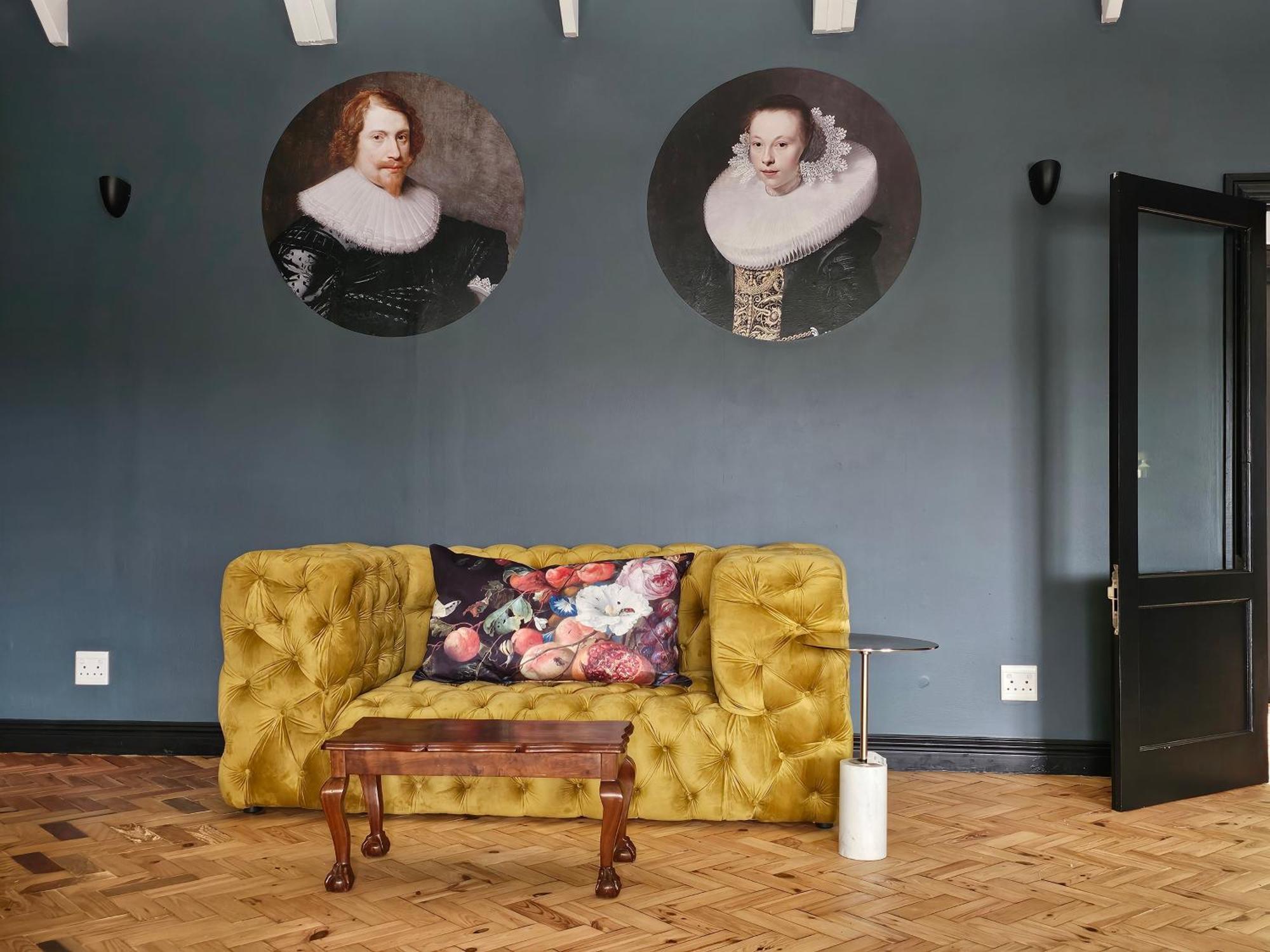 Die Heerenhuys Guest Suites Stellenbosch Ngoại thất bức ảnh